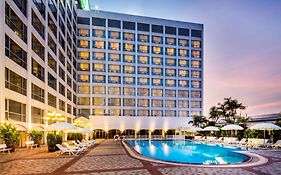 โรงแรม Bangkok Palace
